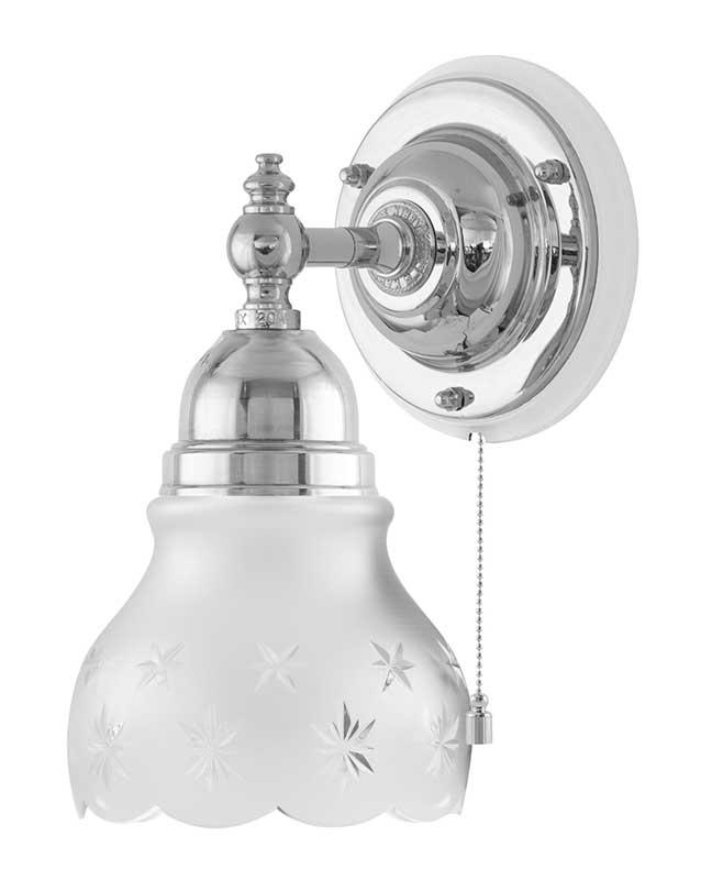 Vegglampe - Adelborg nikkel, slipt matt glass - arvestykke - gammeldags dekor - klassisk stil - retro - sekelskifte