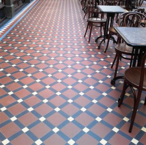 Canterbury - Victorian floor tiles - Röd/svart/cognac