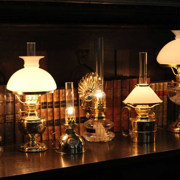 Fakta - Lampeskærme lavet på traditionel vis