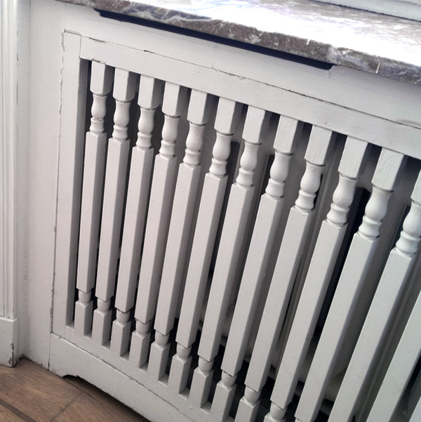 Inspiration - Build your own radiator cover by newel posts - old style - vintage style - classic interior - retro