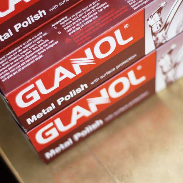 Glanol - metal polish for brass, gold, silver, steel, copper, chrome and tin.