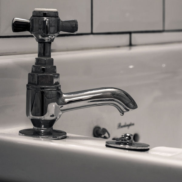 Inspiration - Guest toilet - Traditional Basin Faucets - Pegler