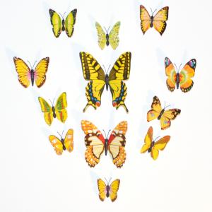 Dekorativa gula fjärilar i PVC med magnet