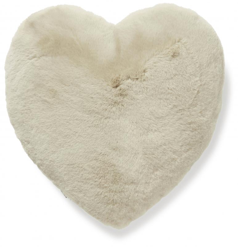 Fluffy heart cushion - Beige