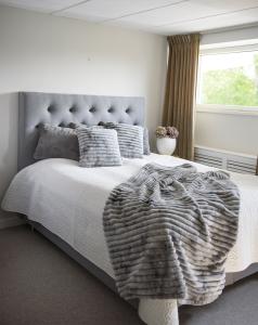 Stripy Blanket - Stone