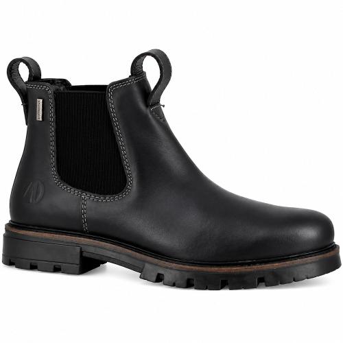 Profilbild av Axelda Treviso WP, en klassisk svart chelsea boot för herrar i skinn med grov gummisula, dubbla dragöglor och svarta resårpaneler.