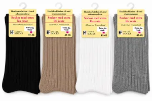 HF Cotton Socks ribbstickade bomullsstrumpor med extra lös resår i fyra färger: svart, taupe, vit och grå. Storlek 41–45.