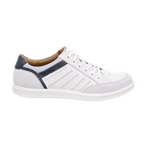 Jomos 316216-155-1928 herrsneakers i vitt skinn med grå mockadetaljer, mörkblå ränder, vit snörning och vit dämpande yttersula, profilvy.
