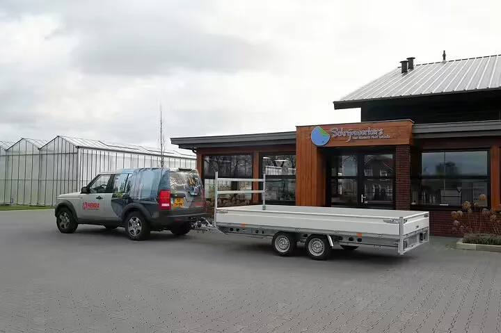 Henra plattformstrailer 401x185  2700kg