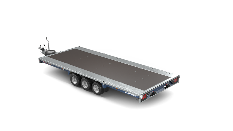 Connect 476- 4.5m x 2.15m, 3500kg, 3 Axle, 10" Wheels