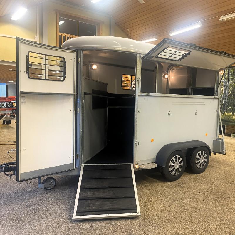 Oblic+2 2021 -lasta diagonalt eller stuterimodell