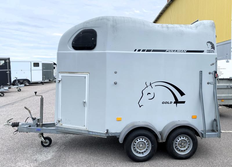 Cheval Liberte med sadelkammare och kombiramp 2011