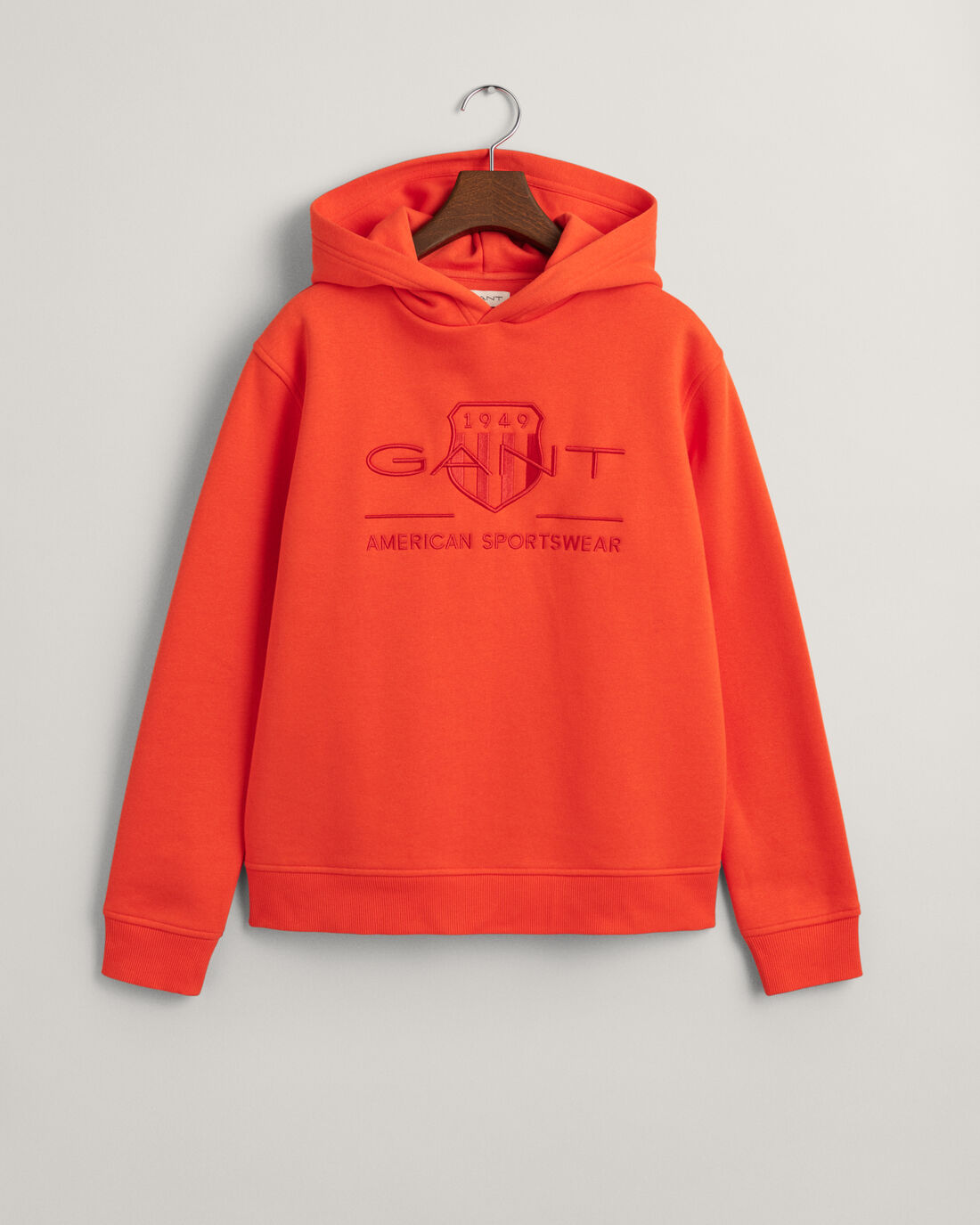 GANT RELAXED CONTRAST SHIELD HOODIE TOMATO RED 906