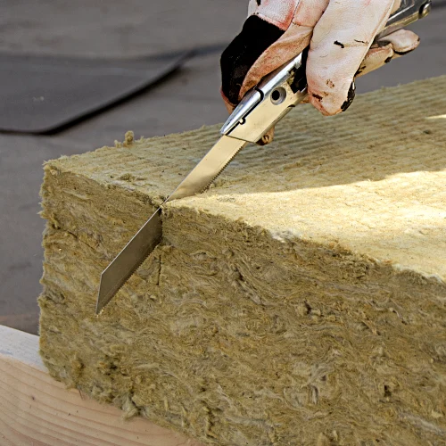 Achetez une lame dentée 261 pour couper l