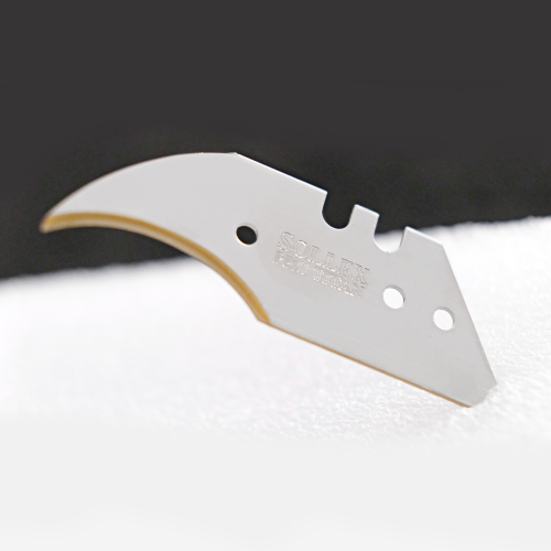 Concave blade 16PT PRO Titanium maintains sharpness for a long time and is used by floor layers to detail cut in tight spaces