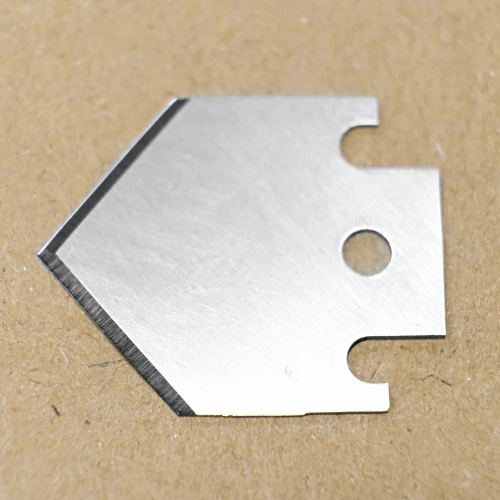 Les couteaux pointus Sollex 824 sont la meilleure alternative aux lames de rechange FESTO ZRS 218606