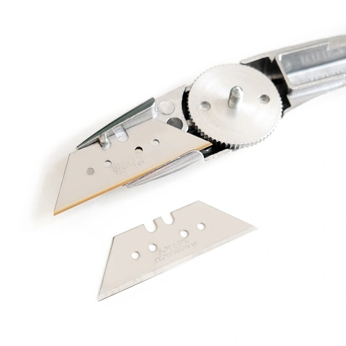 Lame utilitaire trapézoïdale revêtue de titane 975PT 60 mm pour couteaux utilitaires tels que Stanley 99E 199E - Sollex