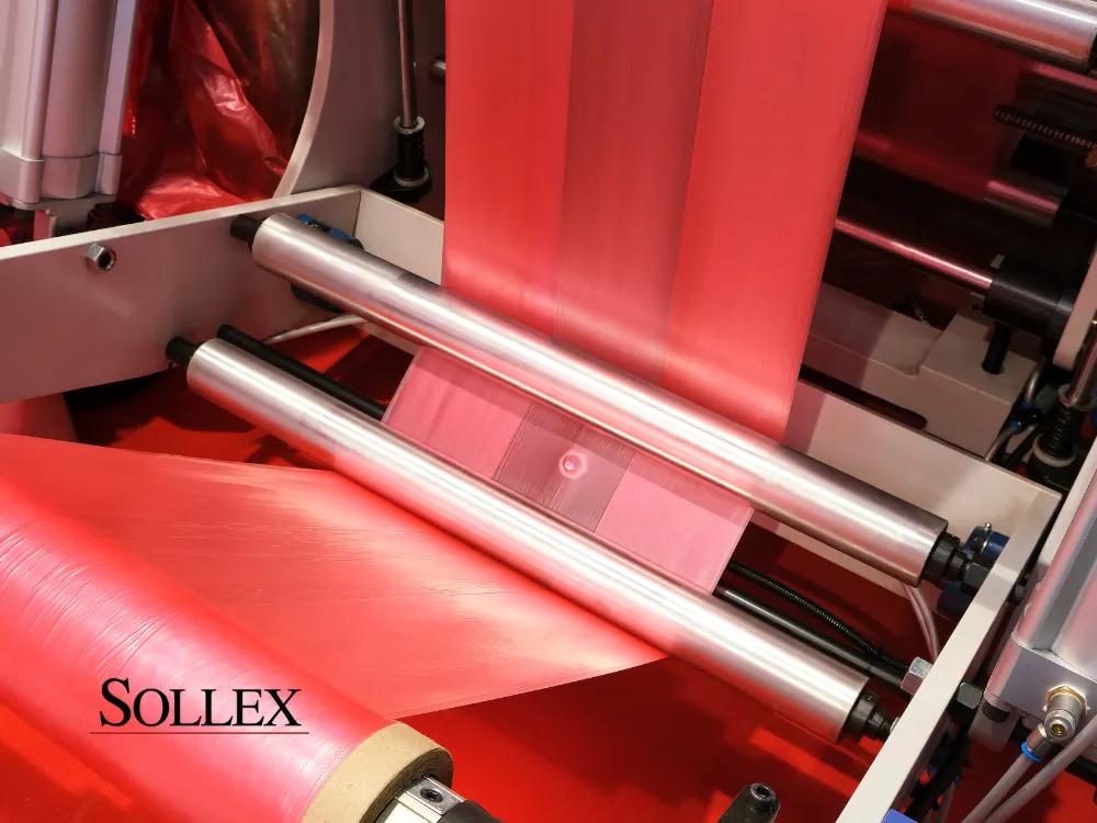 Blades for Blown Film Extrusion, Flexographic Printing, and Converting Blad för extrudering av blåsfilm, flexografisk tryckning och konvertering - Sollex blogg