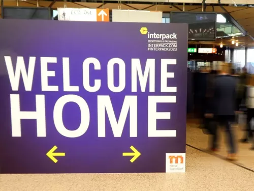 Big signs saying ”welcome home” welcomed participants at Interpack 2023 - Sollex