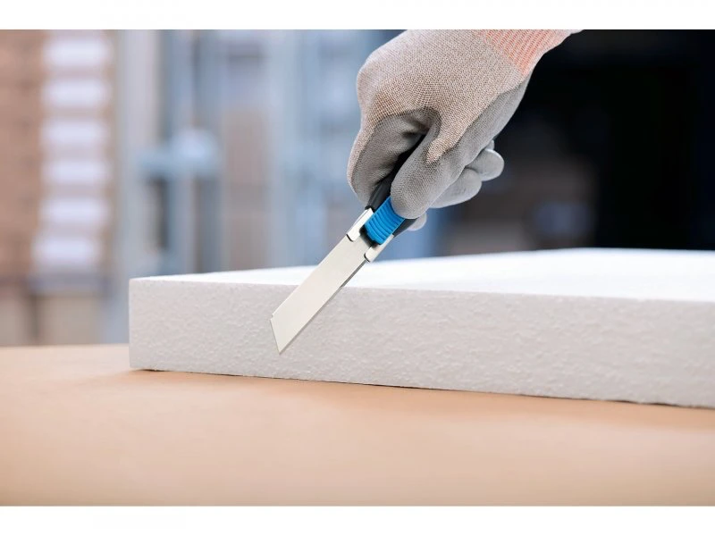 Le couteau de sécurité Martor Secunorm 380 ressemble à un couteau à lame sécable, mais dispose d'une lame longue et solide sans segments - Sollex