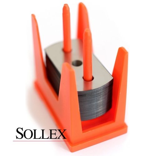 SOLLEX trehålsblad med rundade hörn och keramisk beläggning i förpackningen för skärning av plastfilm