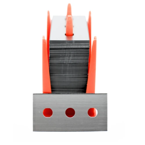 Razor blades with 3 slots, holes for industrial slitting and cutting machines - Sollex