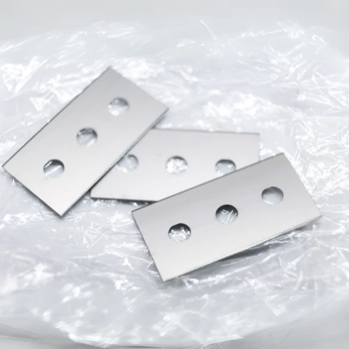 Sollex industrial razor blades with 3 holes for slitting and converting of plastic film, stretch films etc