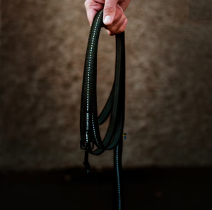 Birger and Company´s antislip reflexkoppel med svart pistolhake