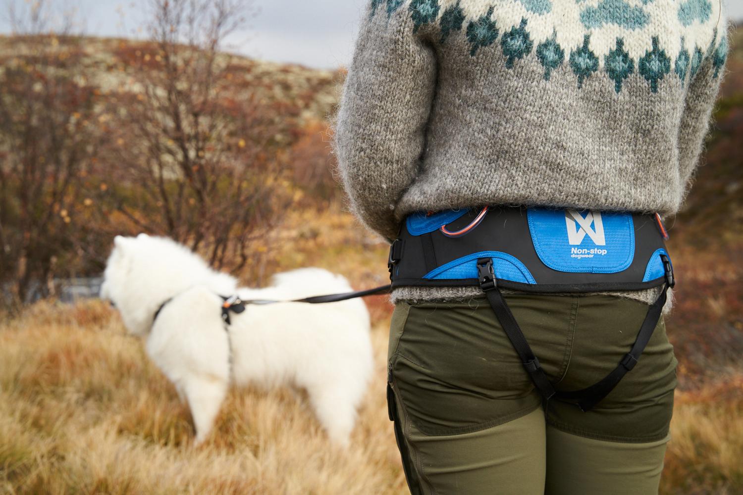Ferd belt är gjord för hundägare som tillbringar mycket tid med sin hund ute i naturen, i krävande väder och expeditioner där du behöver mer än ett traditionellt bälte