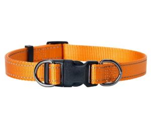 Ställbart reflekterande halsband i nylon. Klickspänne för att enkelt kunna ta av och på halsbandet.