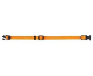 Ställbart reflekterande halsband i nylon. Klickspänne för att enkelt kunna ta av och på halsbandet.