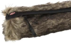 Dummy med konstskinn kanin