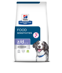 Prescription Diet Canine z/d low fat innehåller näring speciellt framtagen med hydrolyserat sojaprotein och låga fettnivåer för att undvika negativa foderreaktioner och främja frisk hud hos hundar med mat- och fettkänslighet.
