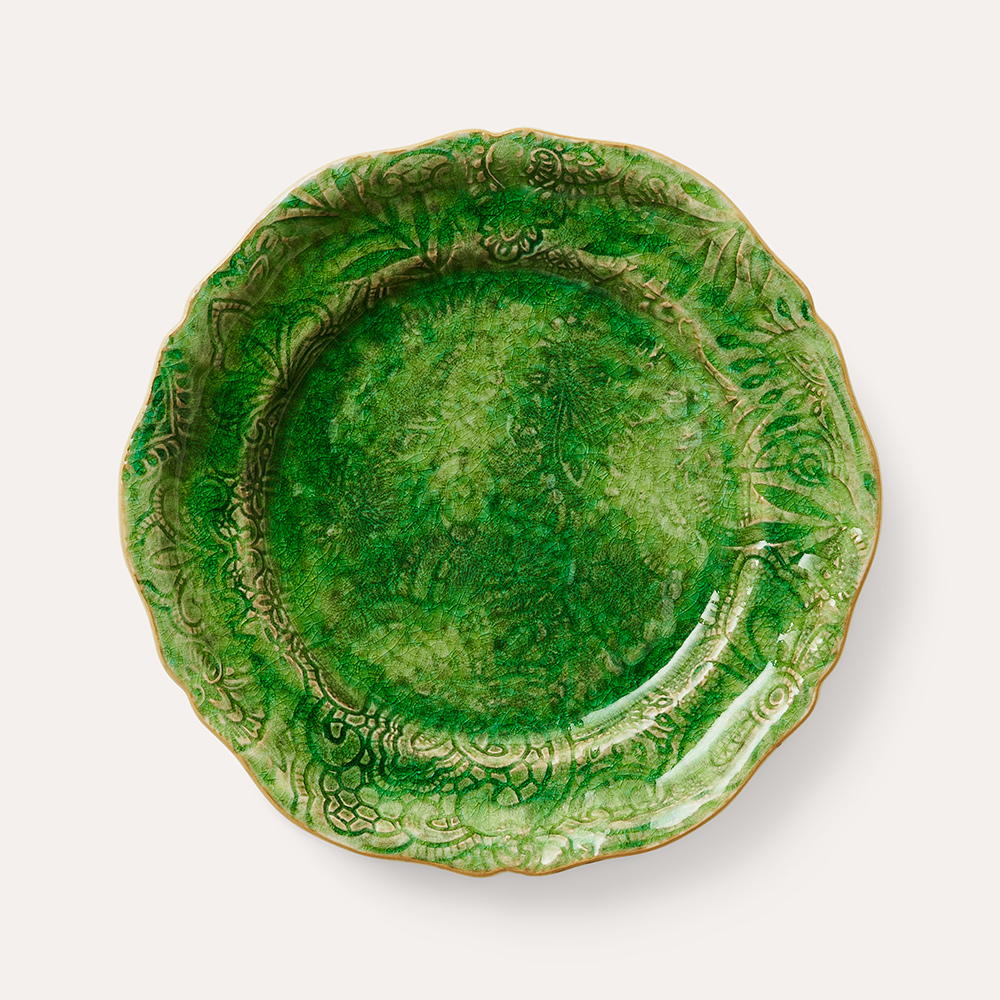 Assiett Arabesque av keramik i sjögräsgrön glasyr från Sthål