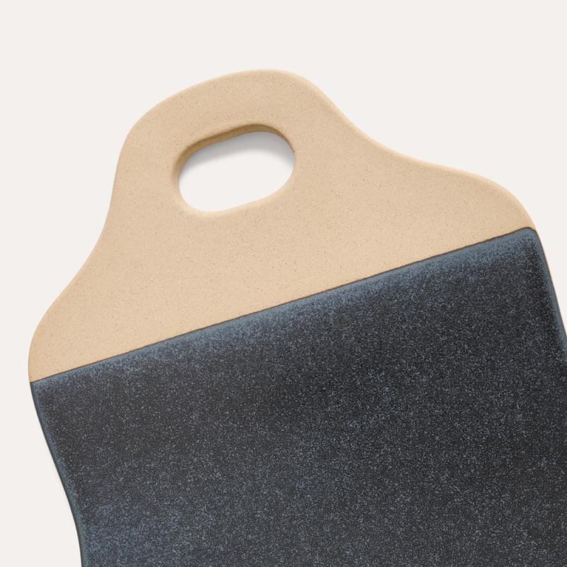 Serving board, soot