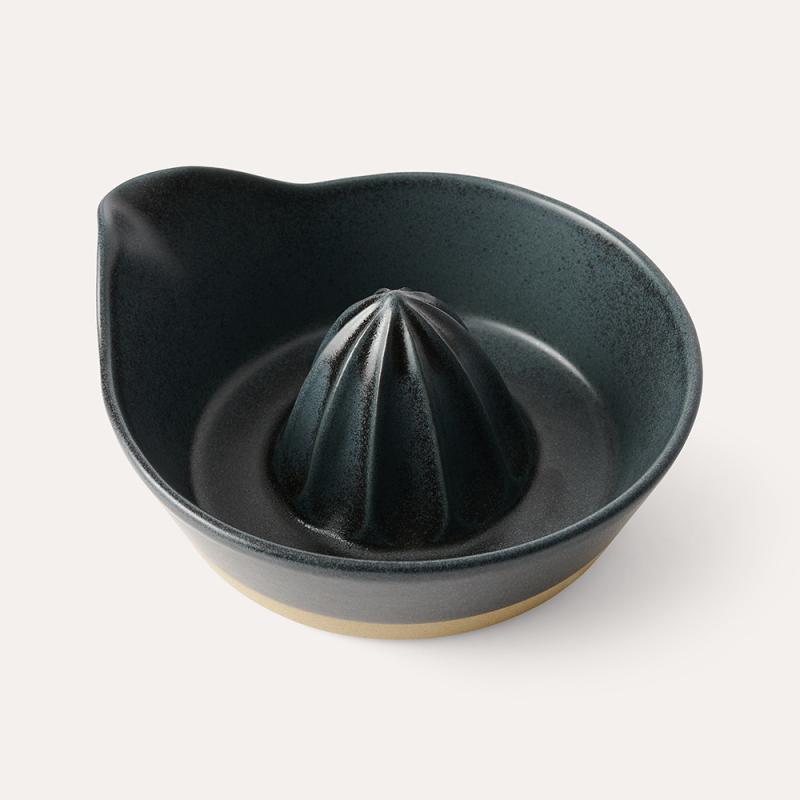 Citrus press, soot