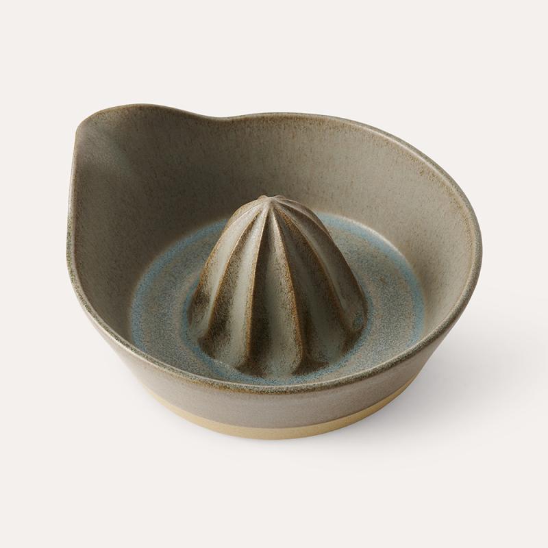 Citrus press, olive