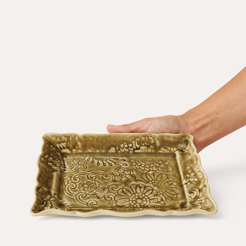 Appetizer plate, sand