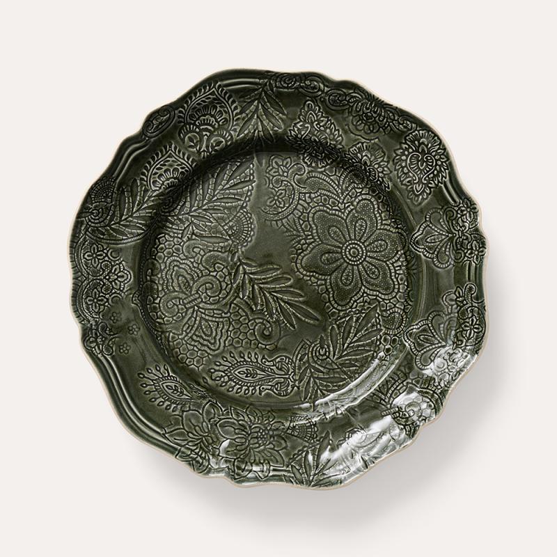 Large round dish, shadow