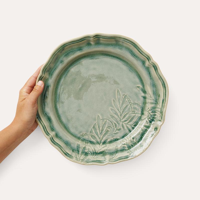 Dinner plate, antique