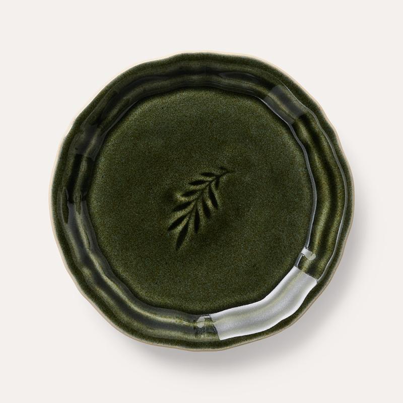 Amuse bouche plate, shadow