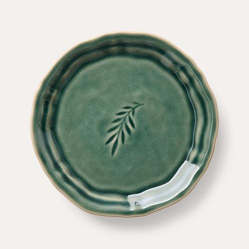 Amuse bouche plate, dusk