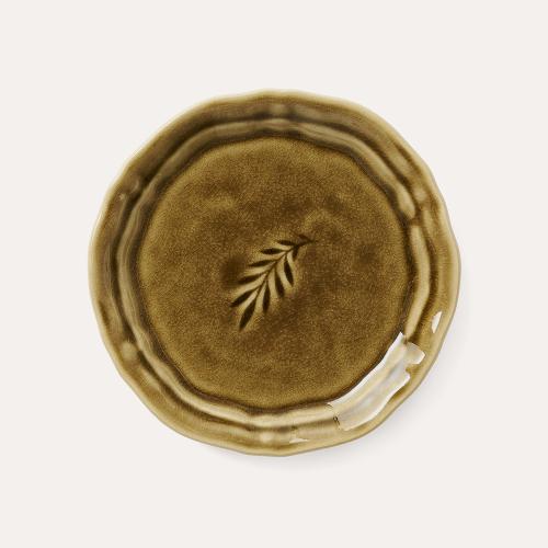 Amuse bouche plate, sand