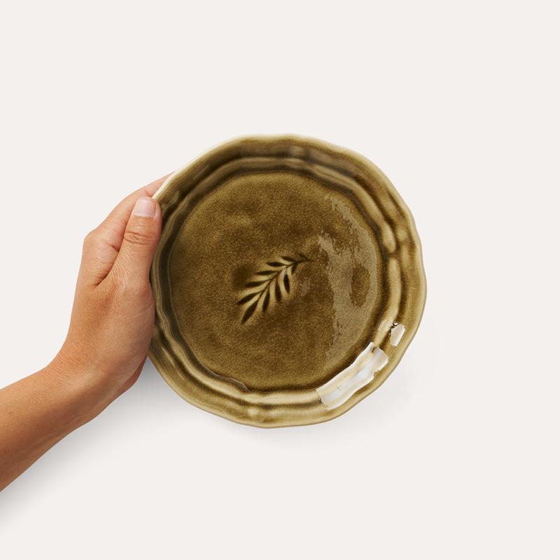 Amuse bouche plate, sand