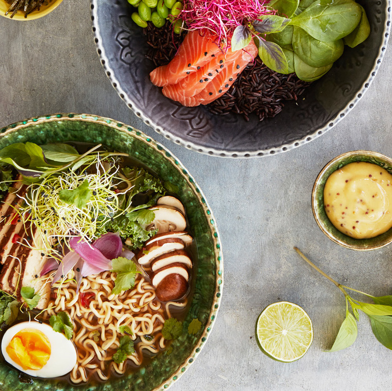 Poké Bowl och Ramen på Sthålvis
