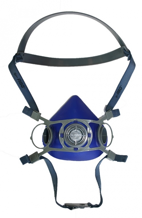 RSG 200E är en blå, mycket bekväm och lätt halvmask från RSG som inte drar åt sig lukt med smidigt ok som sitter bra