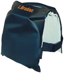 Ett utanpåliggande knäskydd från l. Brador|Knäskydd L.Brador 576LP