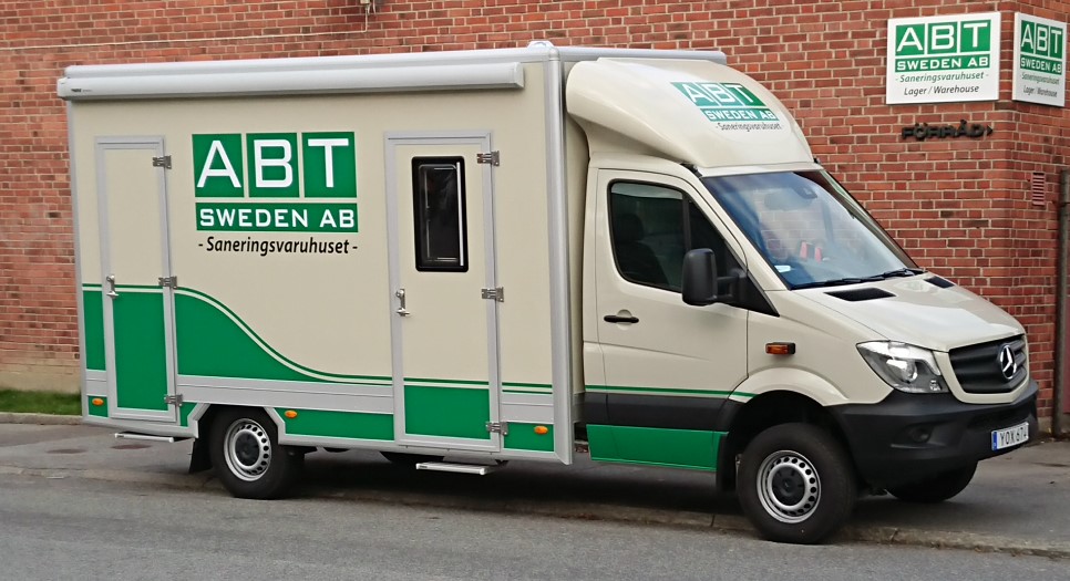 Utställningsbuss för ABT SWEDEN AB där vi visar olika produkter ute på kundbesök