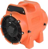 Axialfläkten PowerVent 1500 från Heylo med en vikt på 8 kg har ett luftflöde på 1162m³/h och är idealisk för arbete med god ventilation i tex schakt, vid torkning efter vattenskador eller för utsug vid svetsarbete i tankar med endast 68 decibell