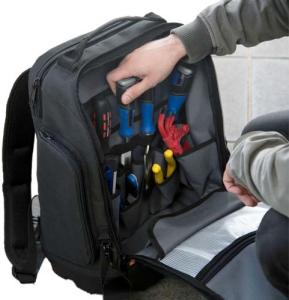 TB&&A  är en ryggsäck med hård vattentät botten för fukttekniker|En smidig ryggsäck med otroligt mycket plats och olika fack för verktyg och mätinstrument
